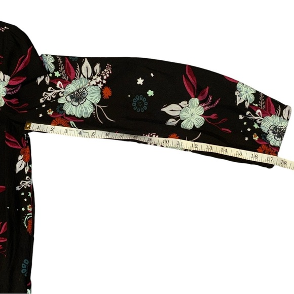 Mudd Peasant Floral Bell Sleeves V-Neck Button Closure Sz S Juniors - Picture 8 of 8